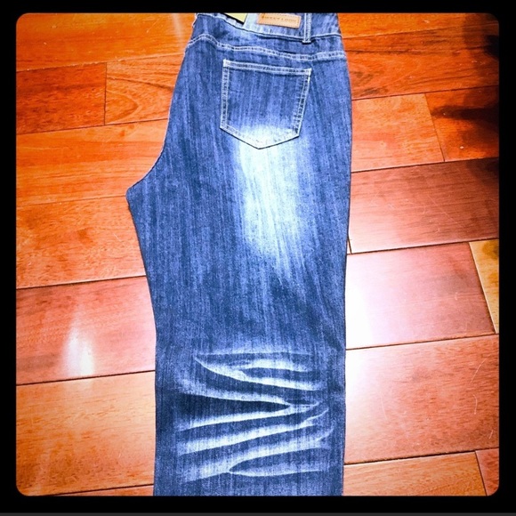 SWEET LOOK Destroyed Medium Wash Skinny Jeans - Picture 7 of 8